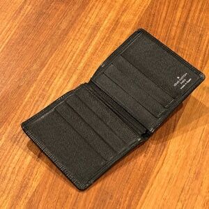 louis vuitton mens wallet black epi bifold spain